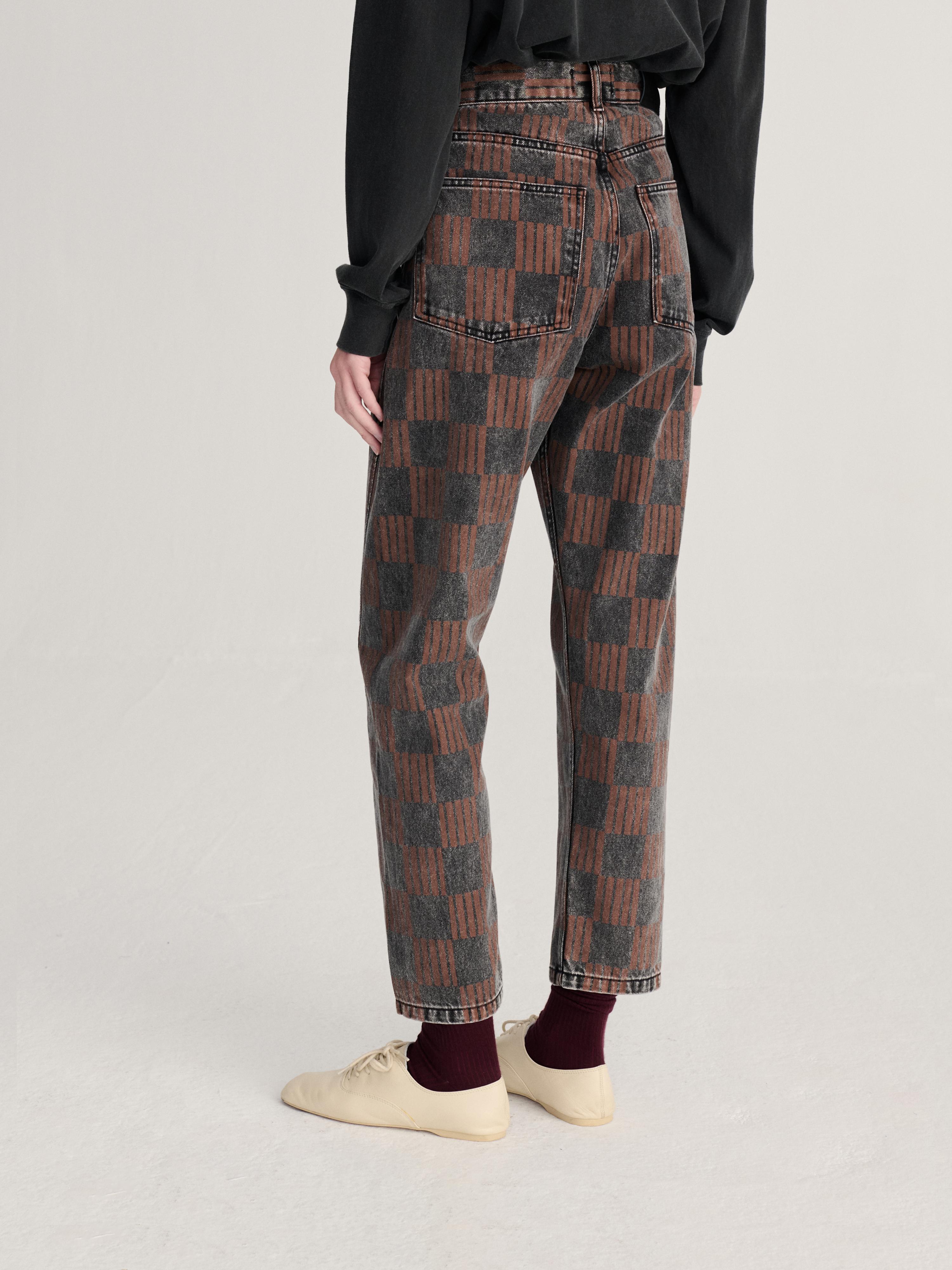 Bobo Choses Almost Moiré All Over Mom Fit Jeans Damen Barrel Leg grau